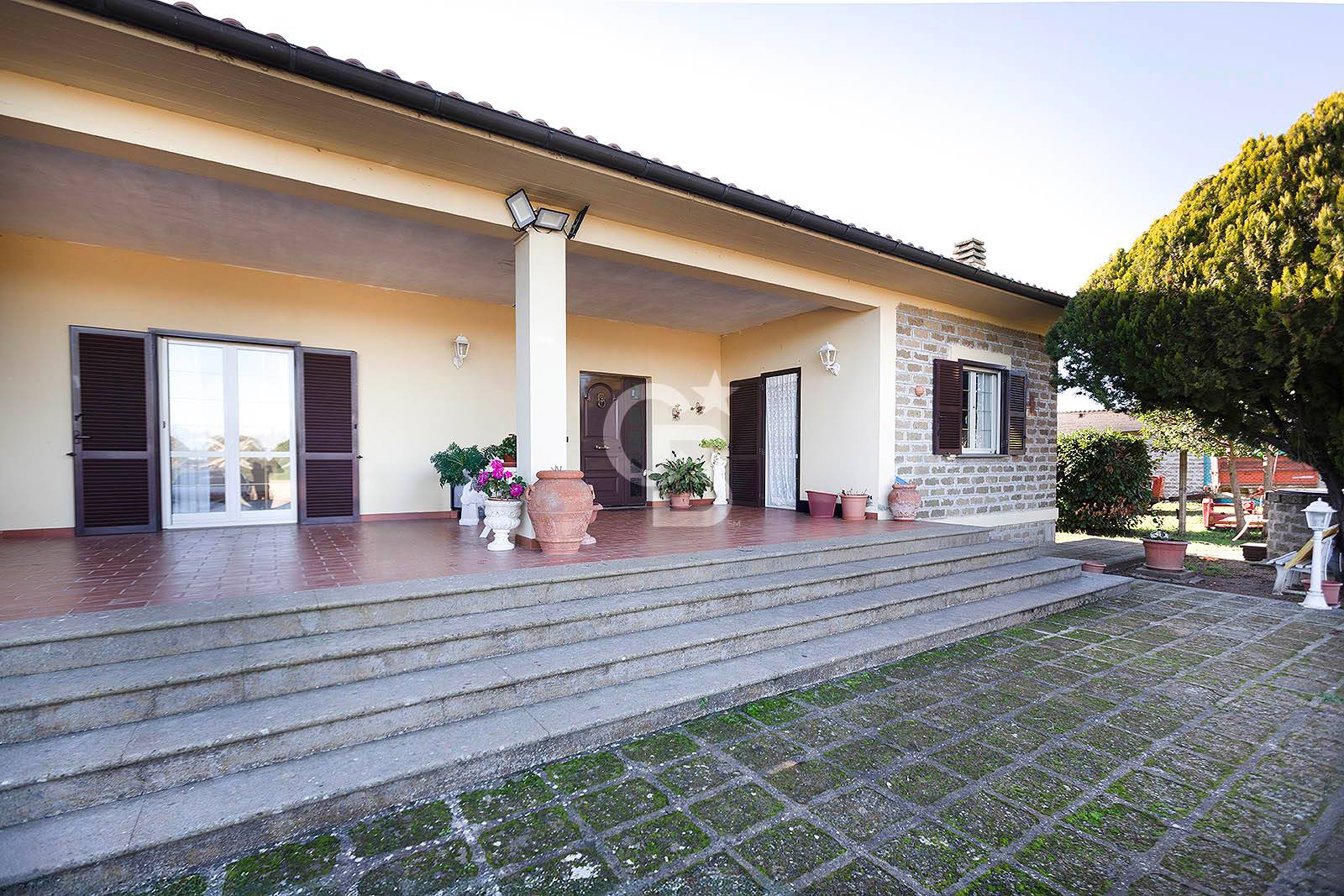 Villa in vendita a Vetralla