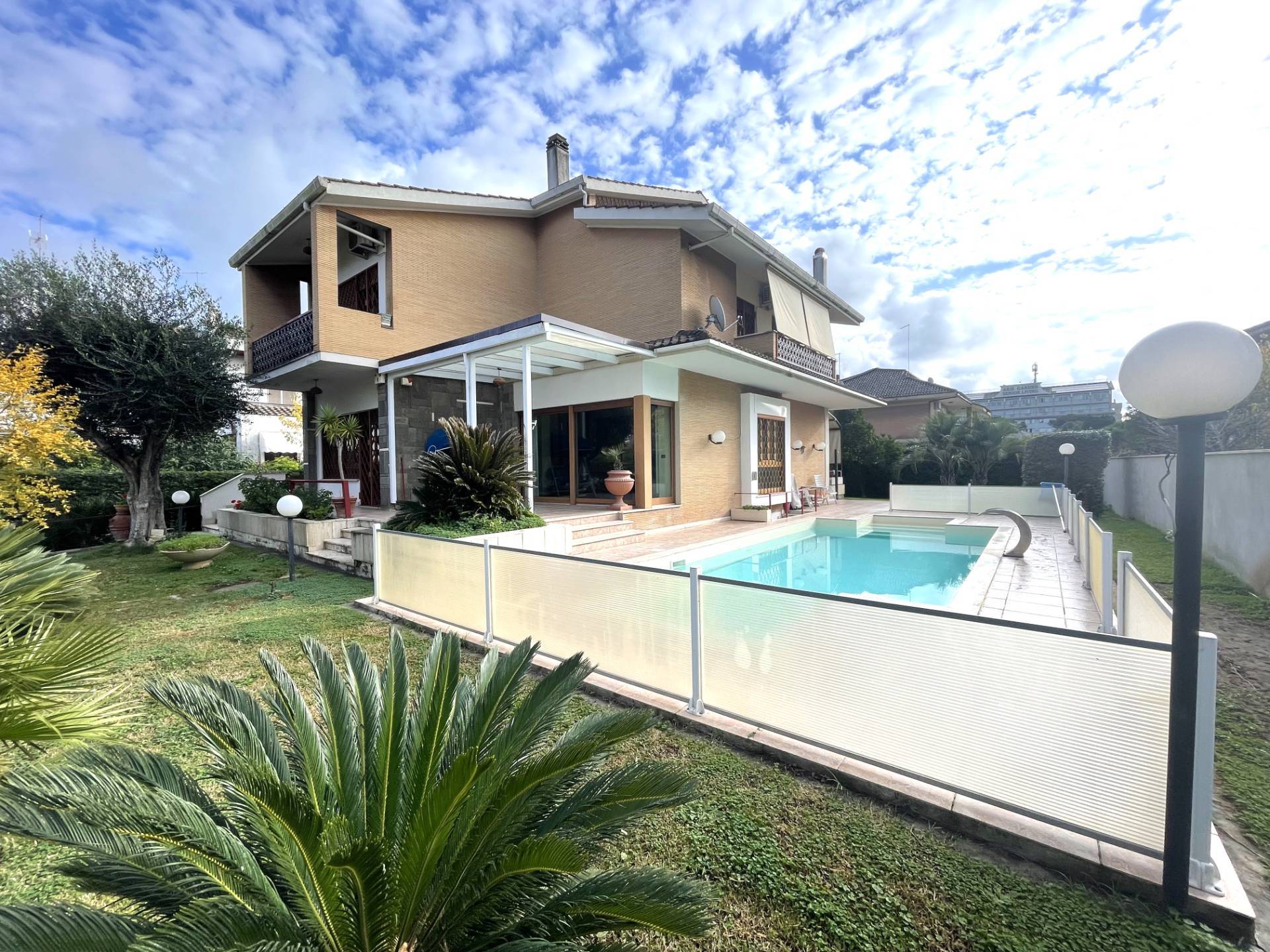 Villa in vendita a Roma