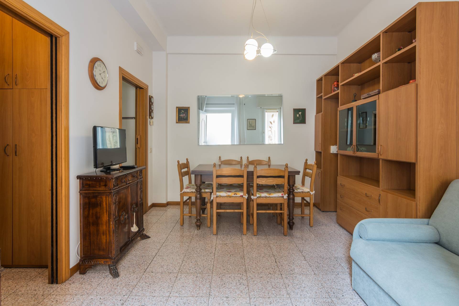 2 locali in vendita a Cattolica
