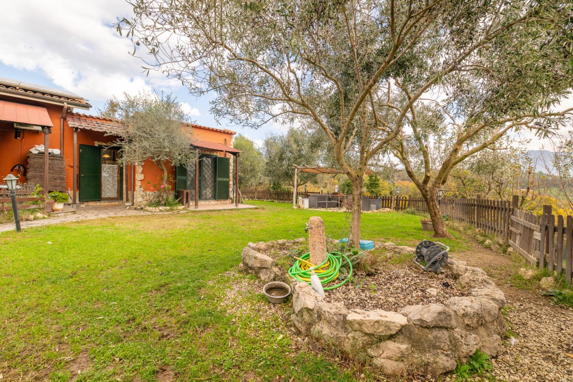 Casa indipendente in vendita a Mentana