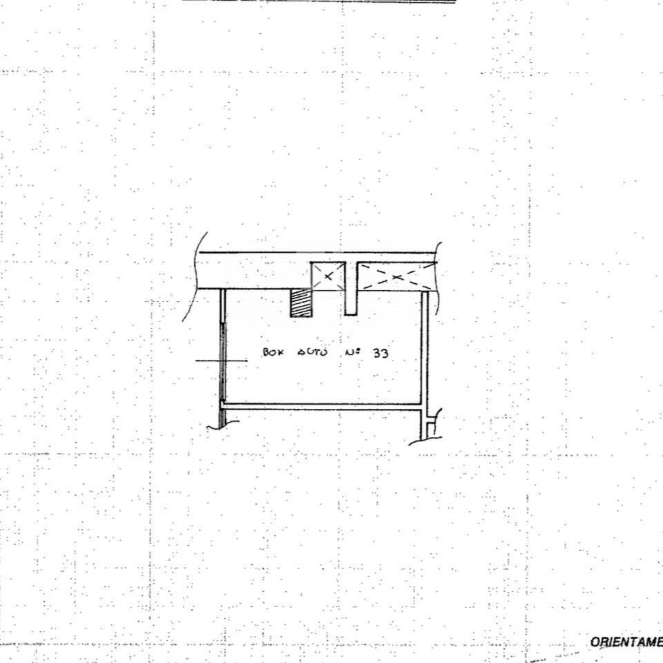 Garage in Vendita