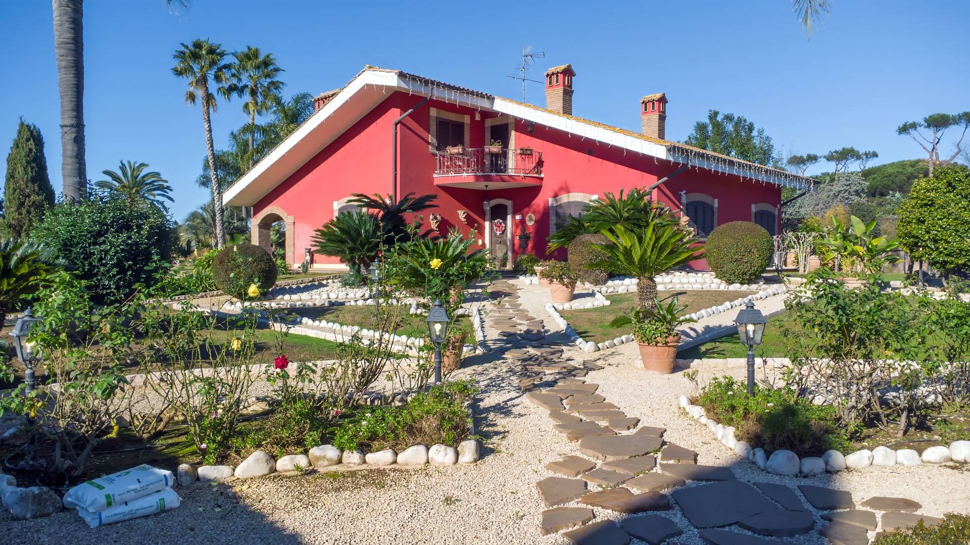Villa in vendita a Nettuno