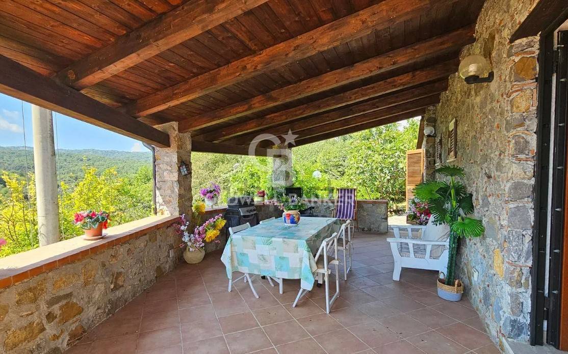 Villa bifamiliare in vendita a Torre Orsaia