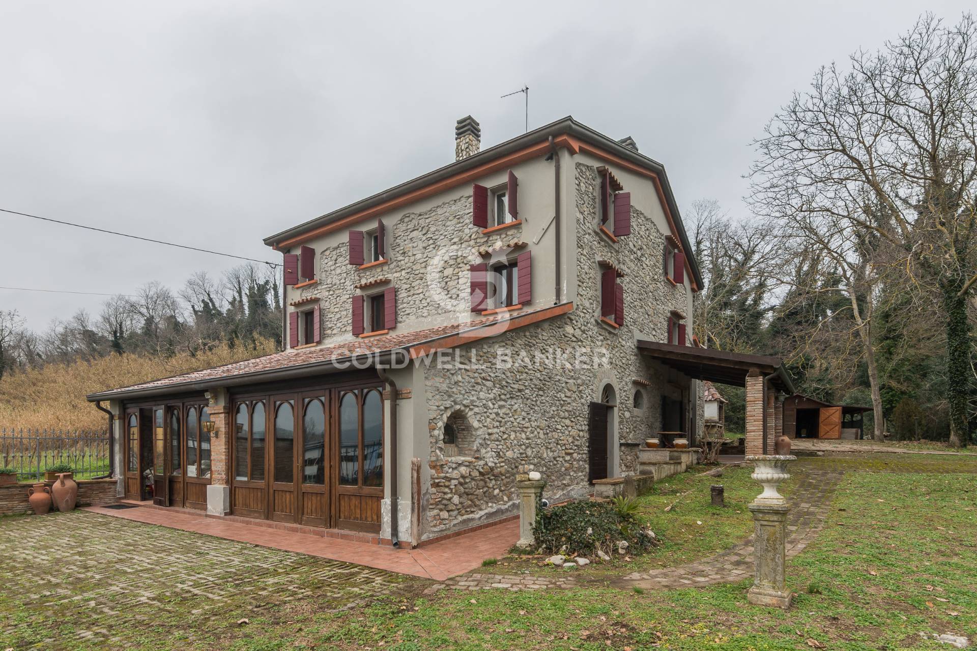 Villa in vendita a Montescudo-Monte Colombo