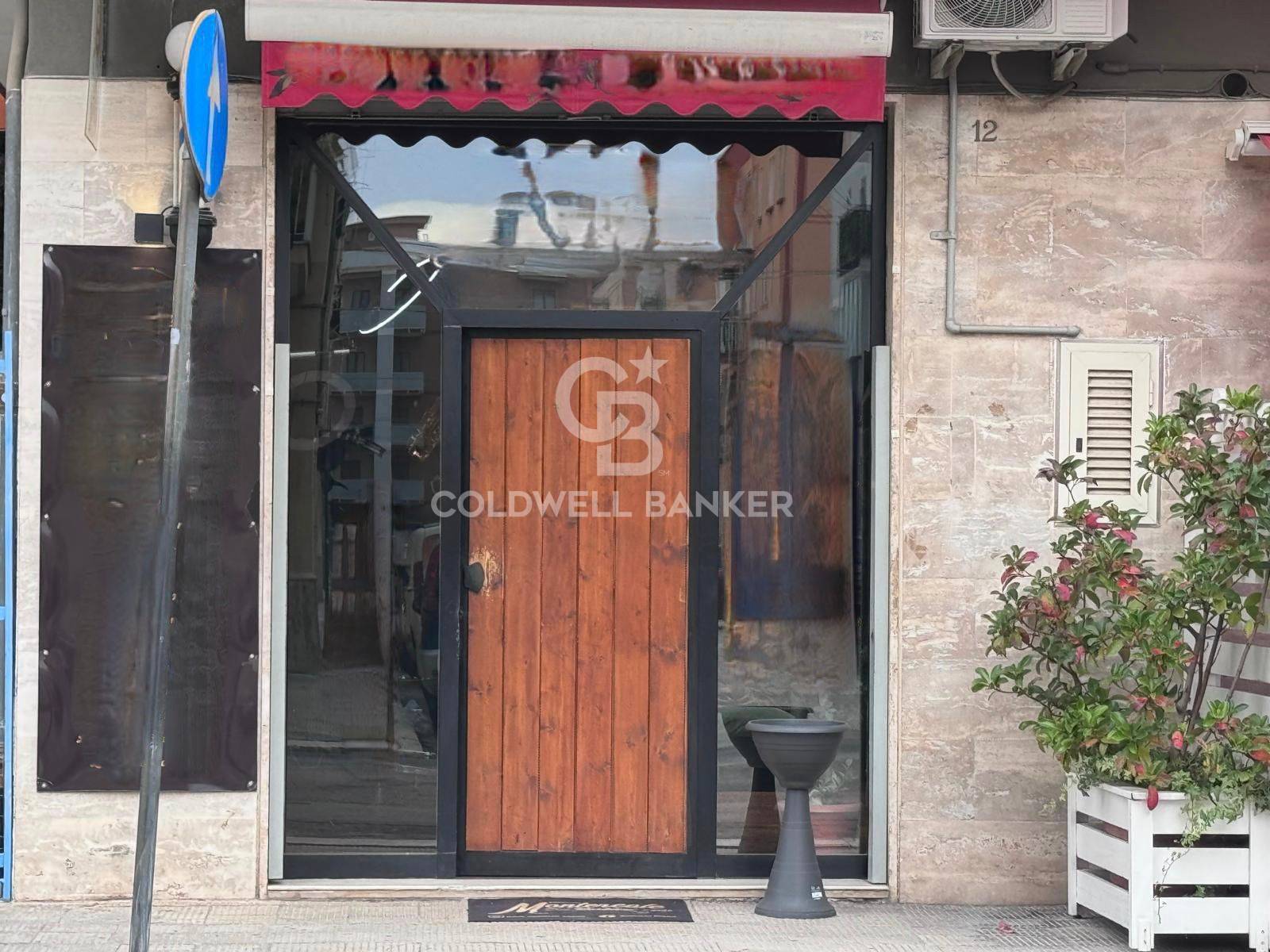 Locale commerciale in vendita a Barletta
