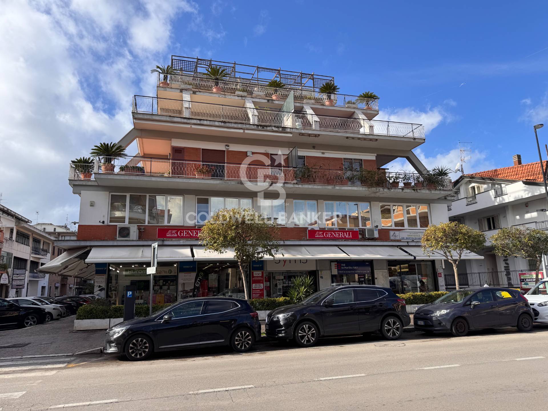Ufficio in affitto a Pomezia