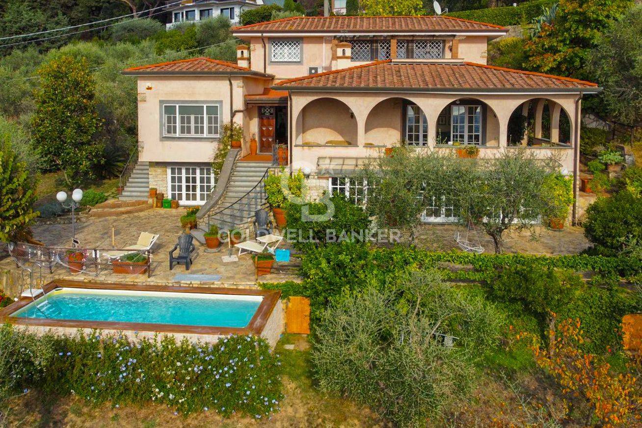 Villa in vendita a Massarosa