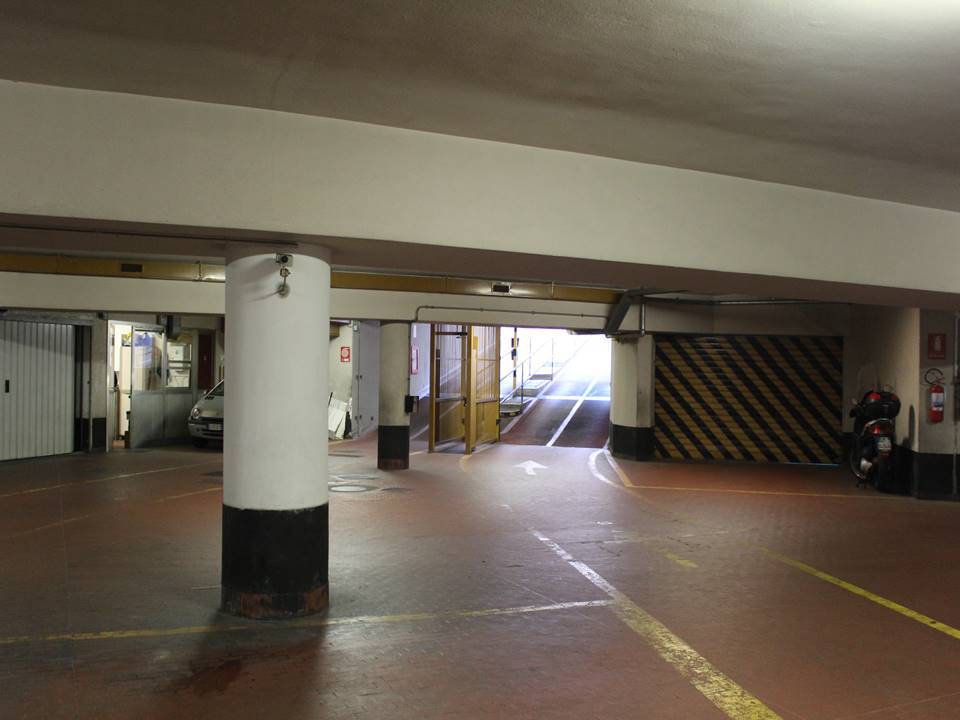 Box o garage in affitto a Milano