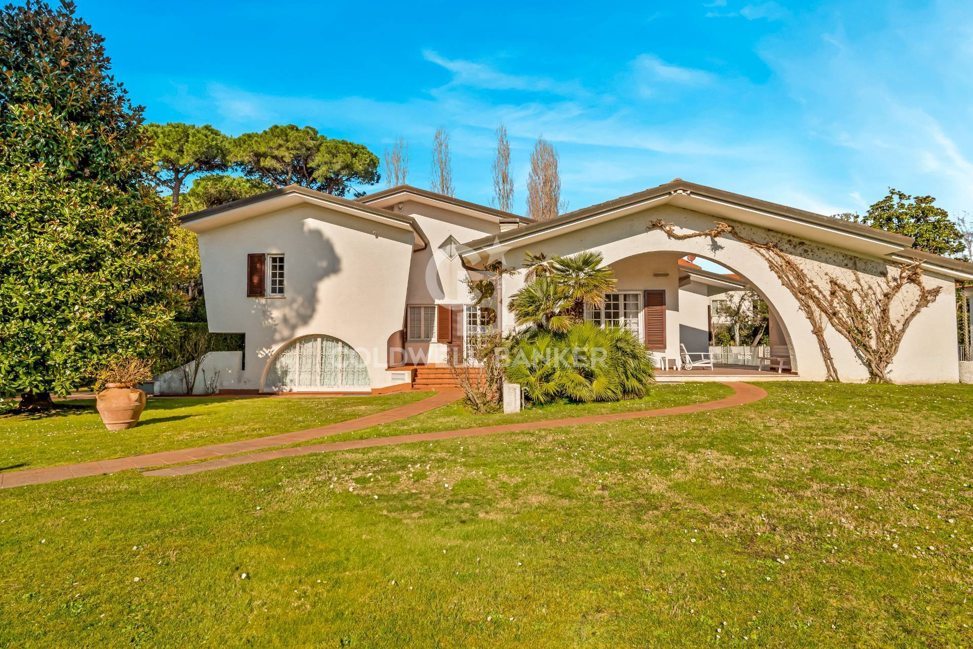 Villa in vendita a Forte dei Marmi