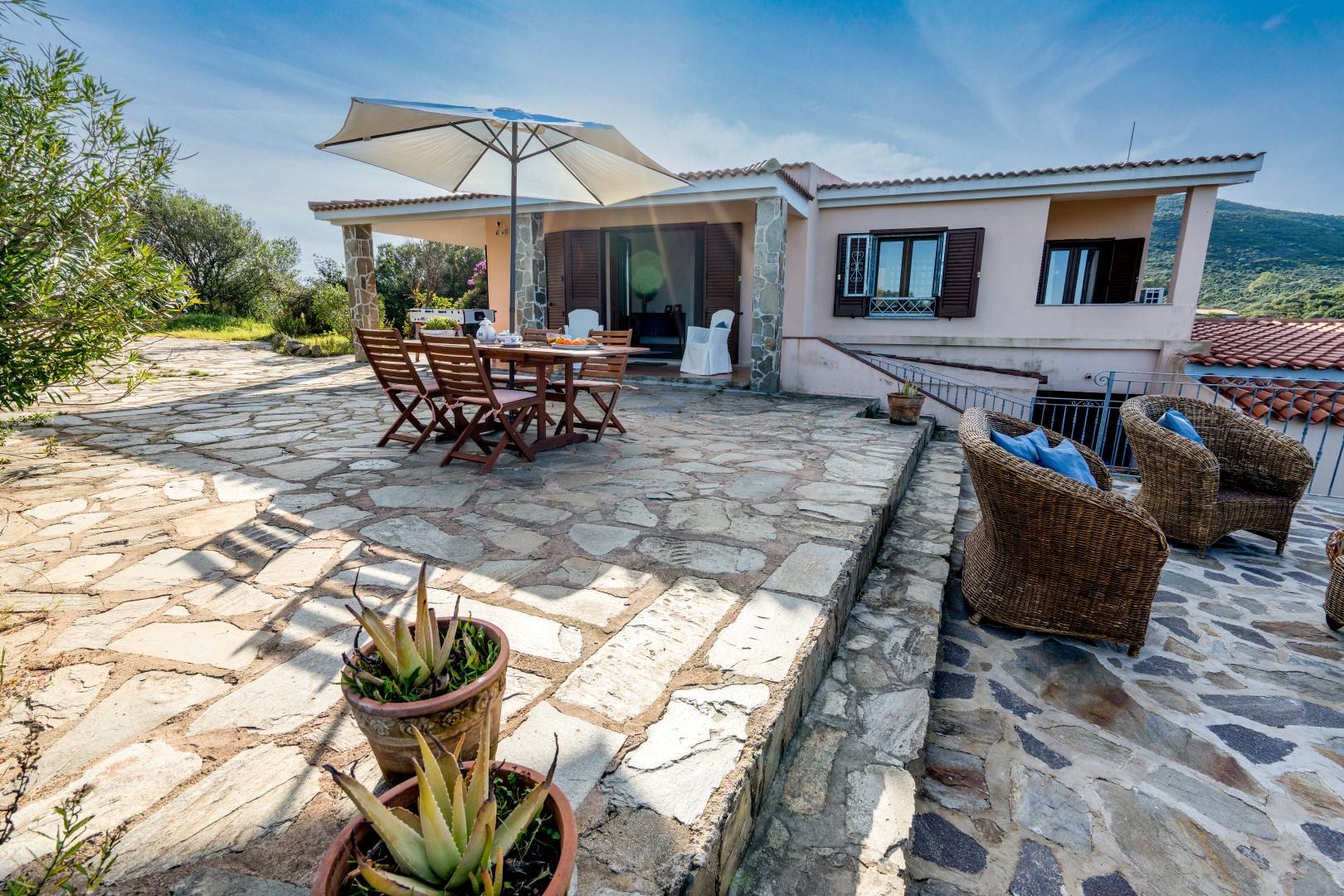 Villa in vendita a Olbia