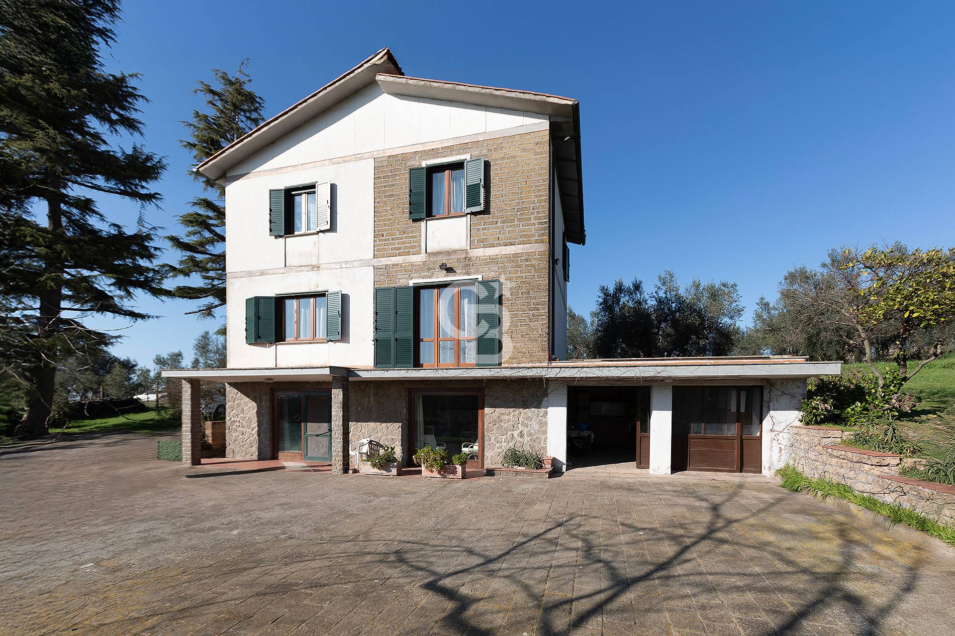 Villa in vendita a Vetralla (VT)