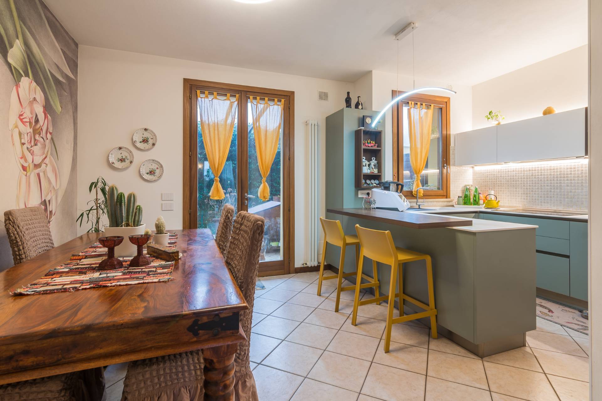 Villa bifamiliare in vendita a Pesaro