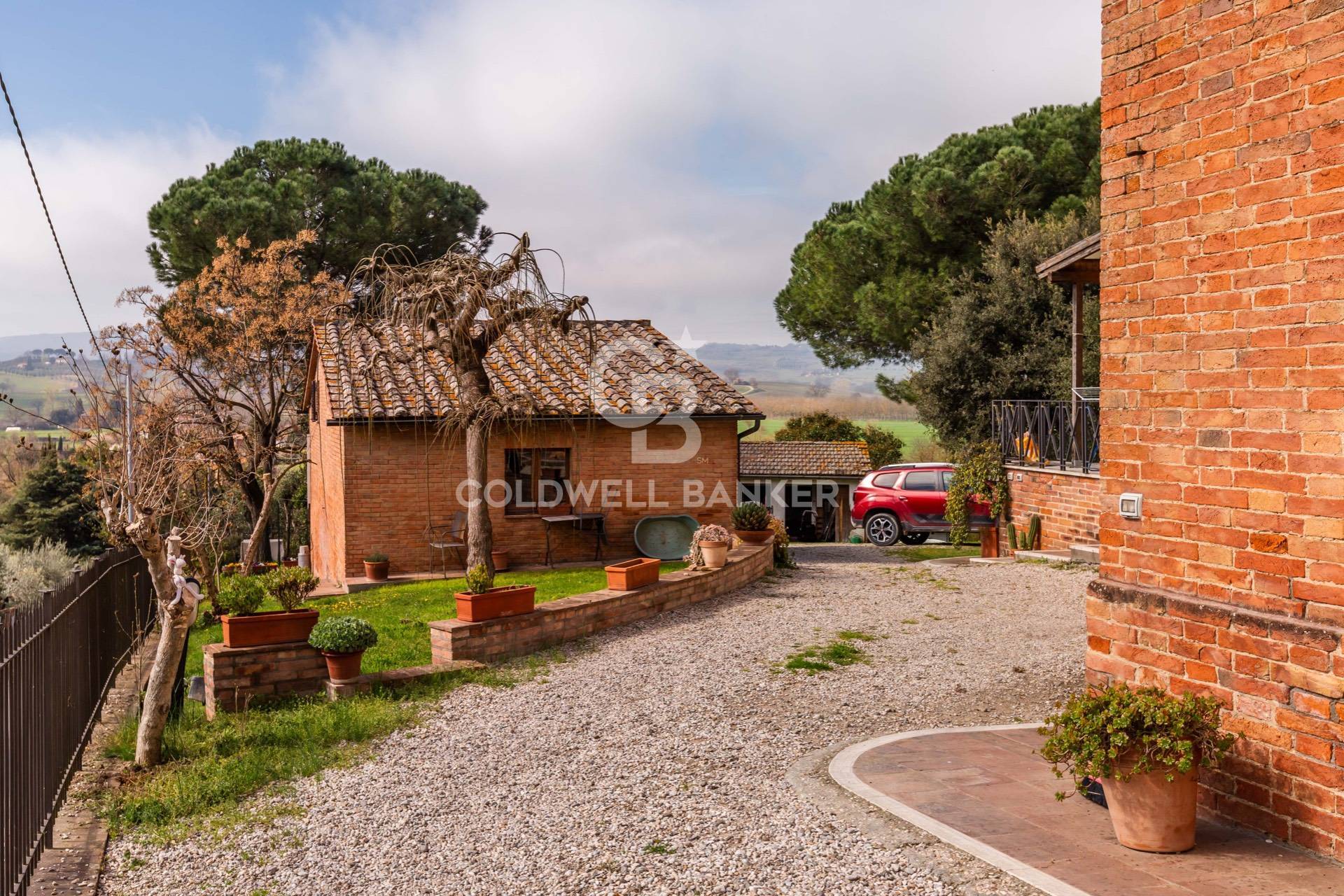 Indipendent house for sale in Montepulciano