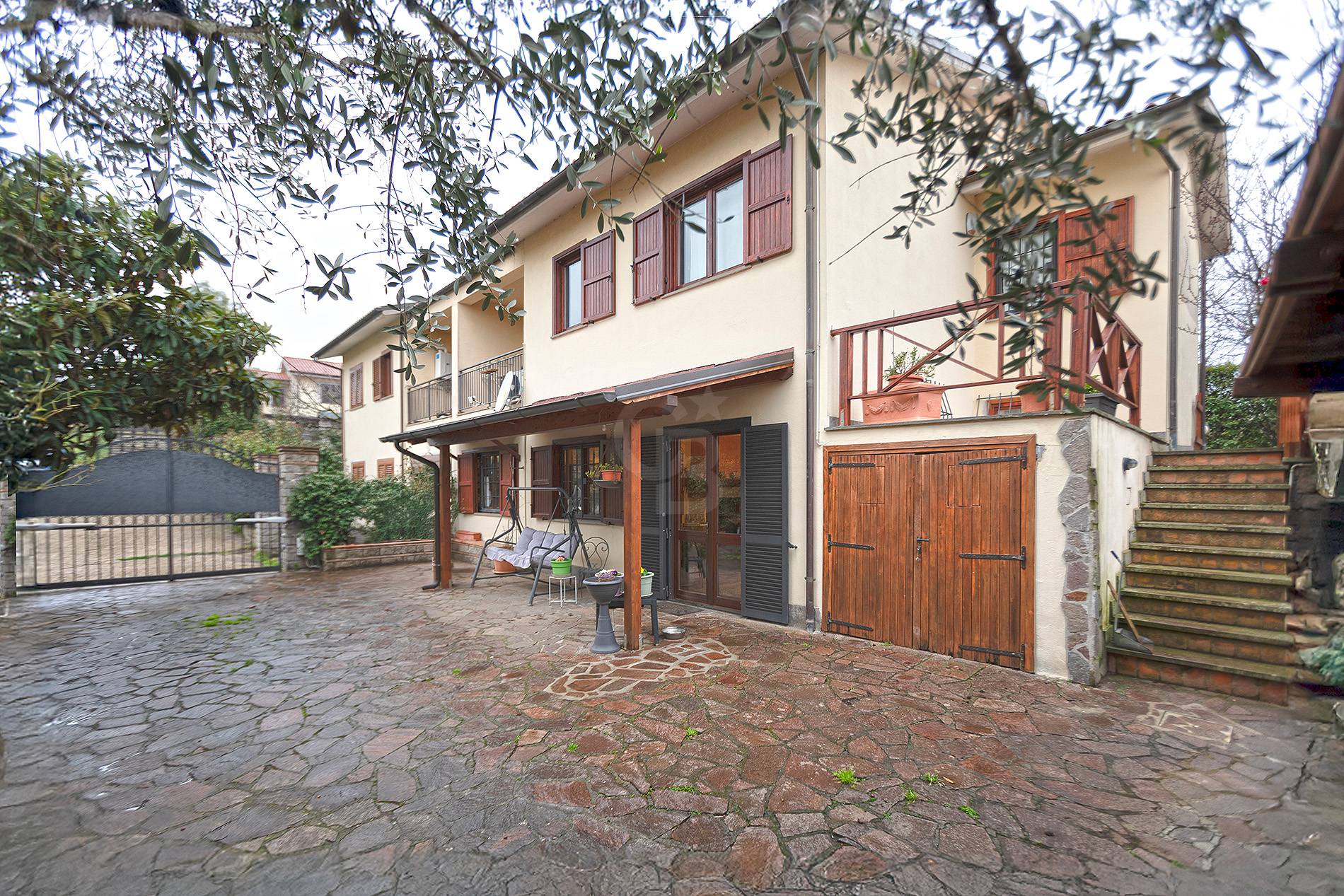 Villa bifamiliare in vendita a Vitorchiano