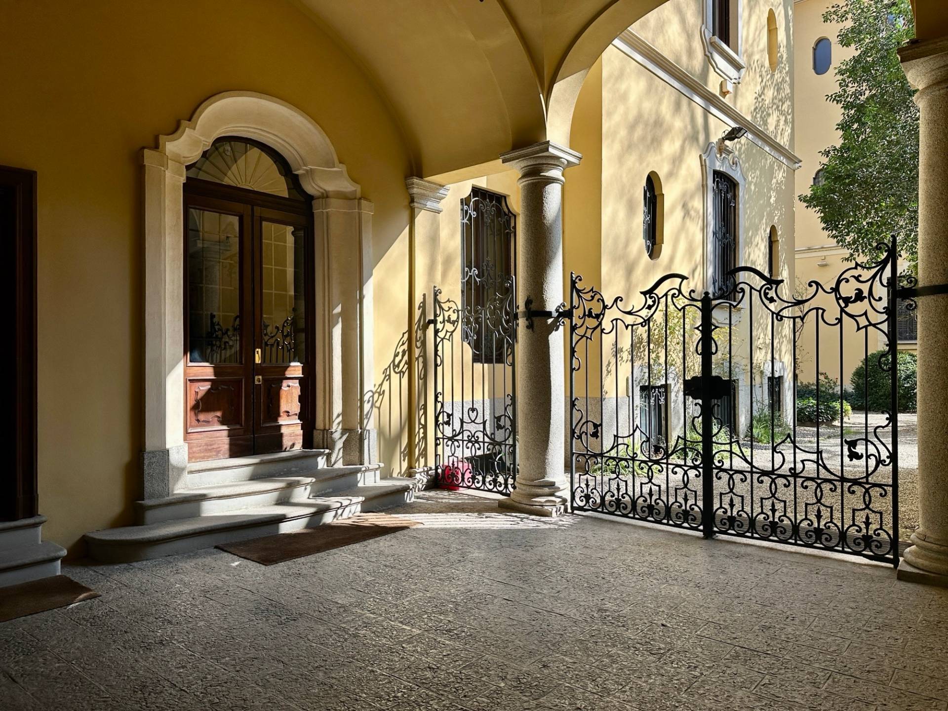 Office for sale in Milano