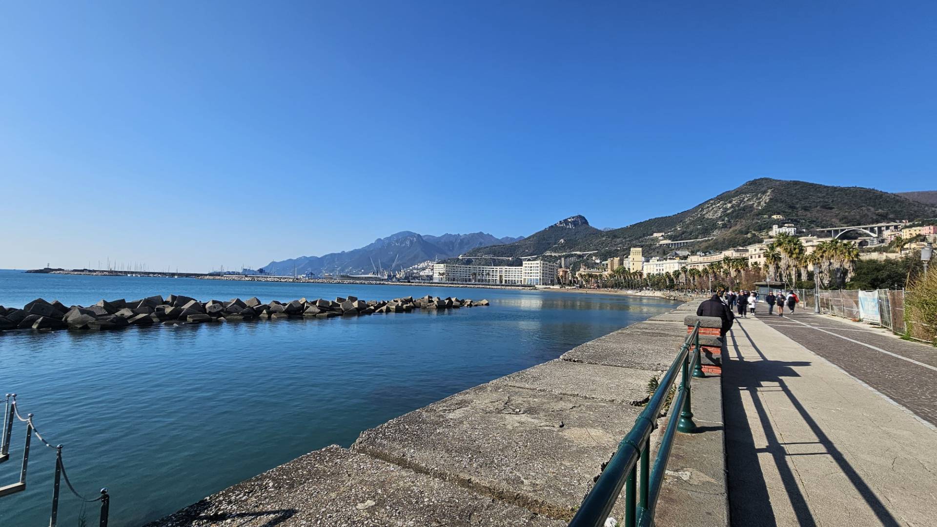Appartamento in vendita a Salerno