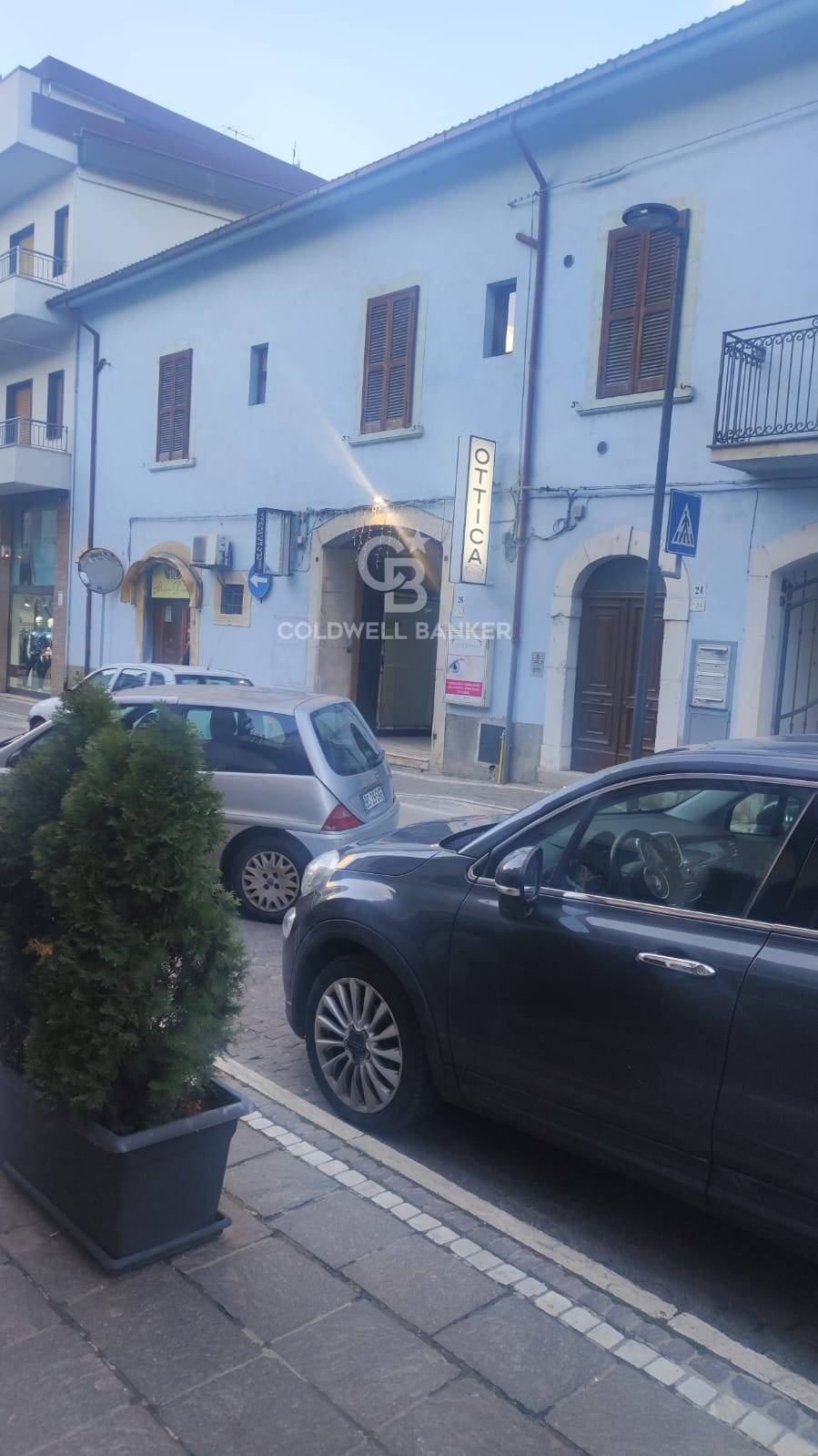 Locale commerciale in vendita a Castel di Sangro