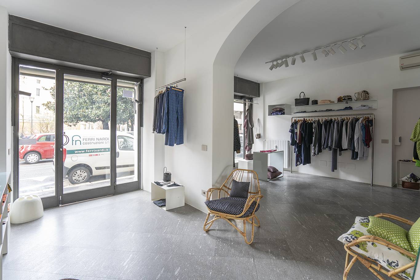 Negozio in vendita a Milano