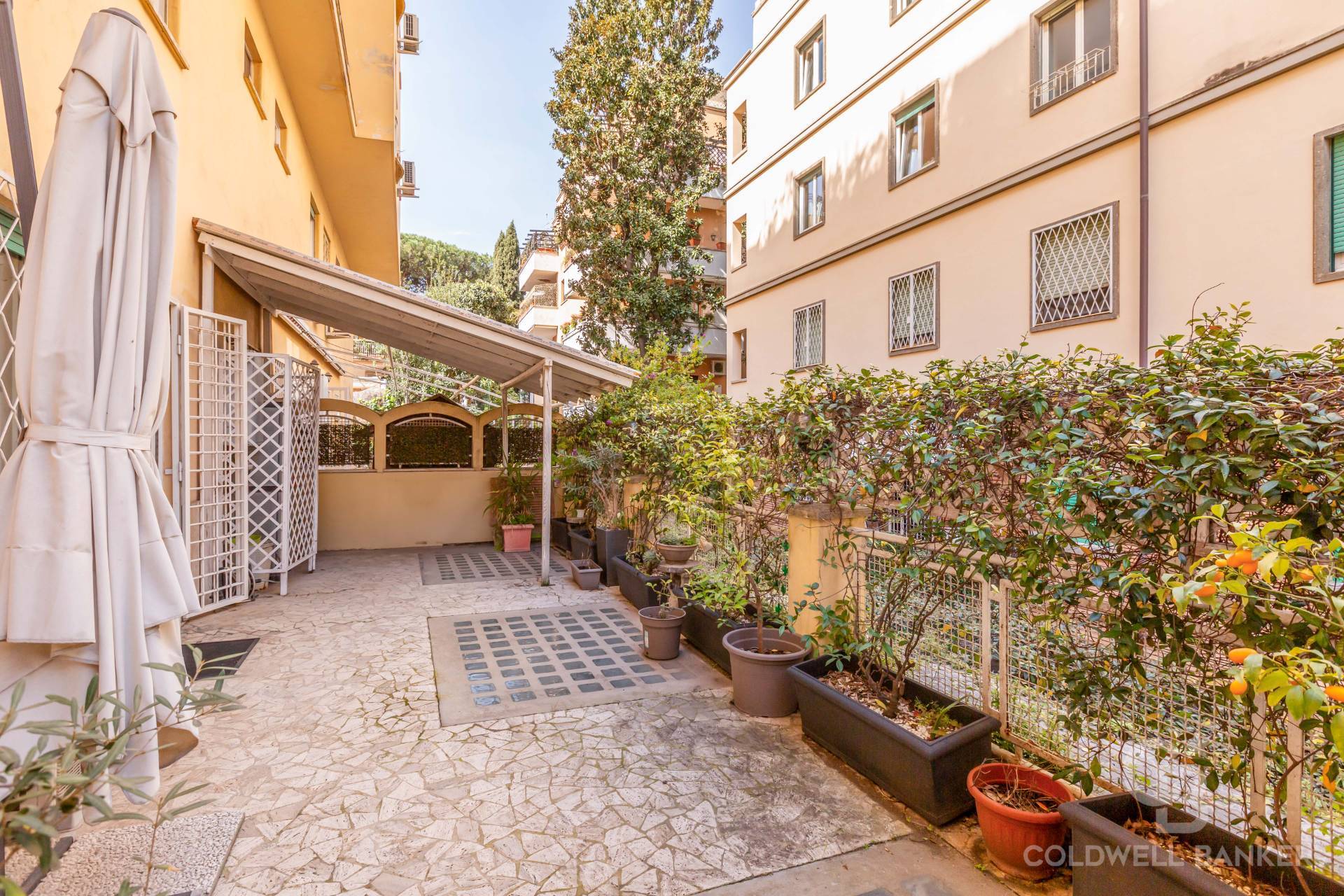 Appartamento in vendita a Roma (RM)