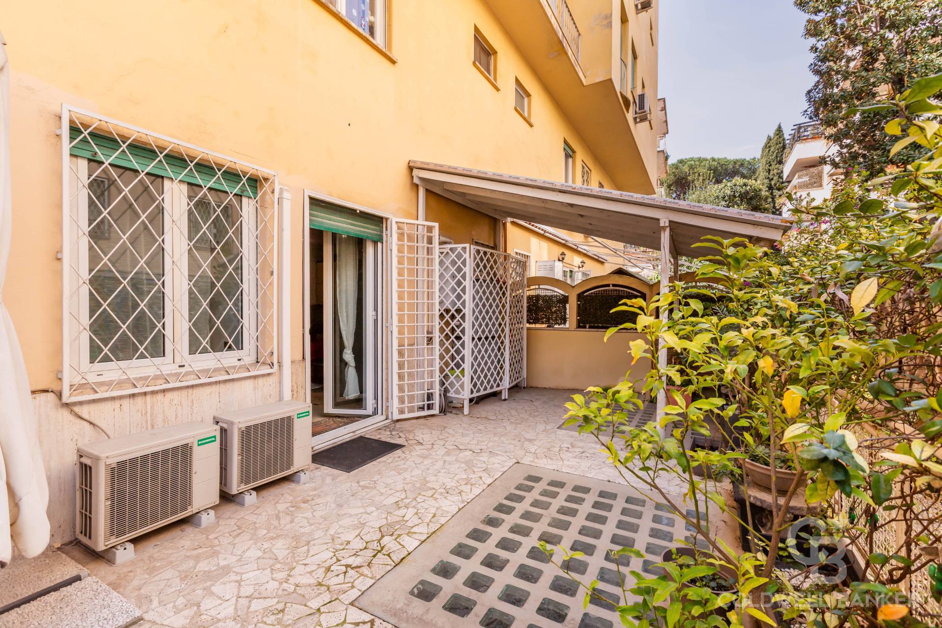 Appartamento in vendita a Roma (RM)