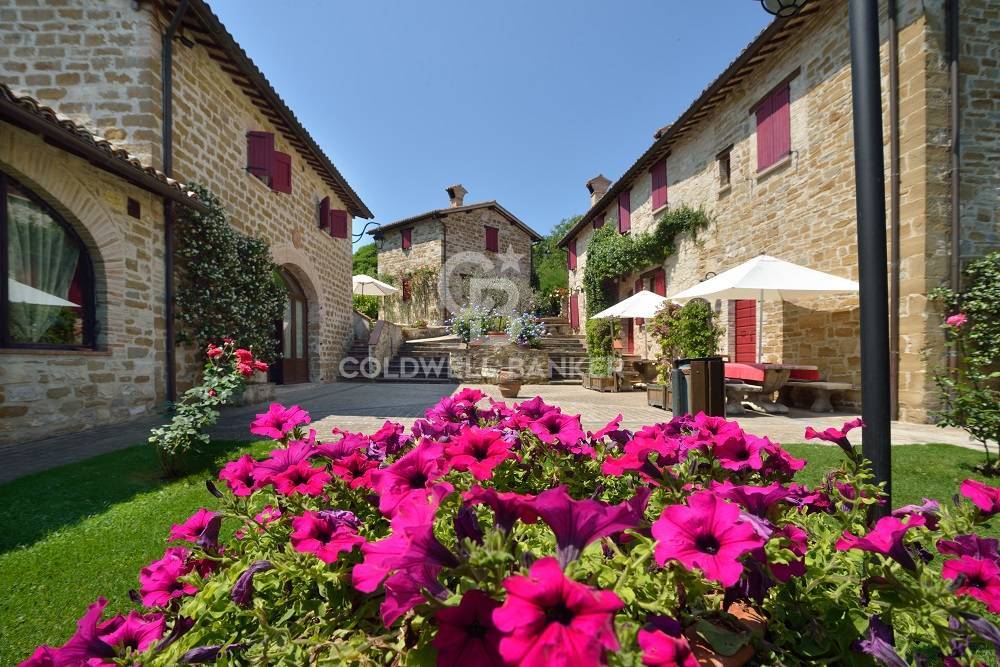 Borgo in vendita a Gubbio