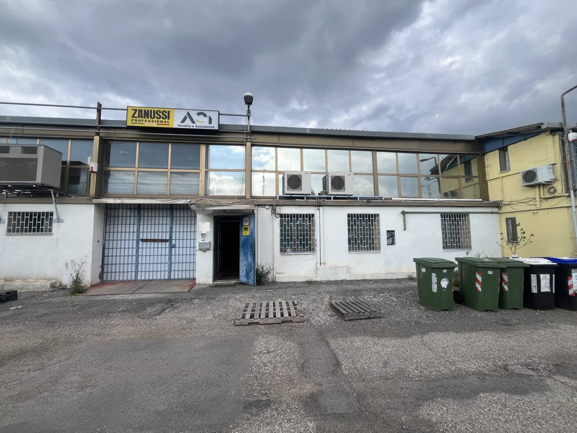 Opificio in affitto a Roma