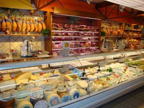 Attività commerciale in vendita a Bassano In Teverina (VT)