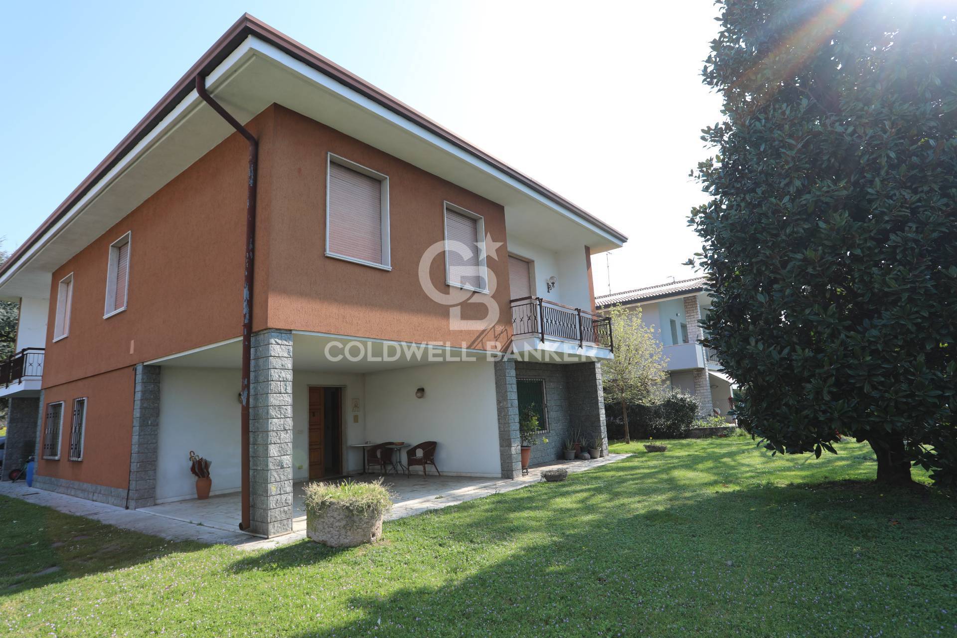 Villa in vendita a Castiglione delle Stiviere