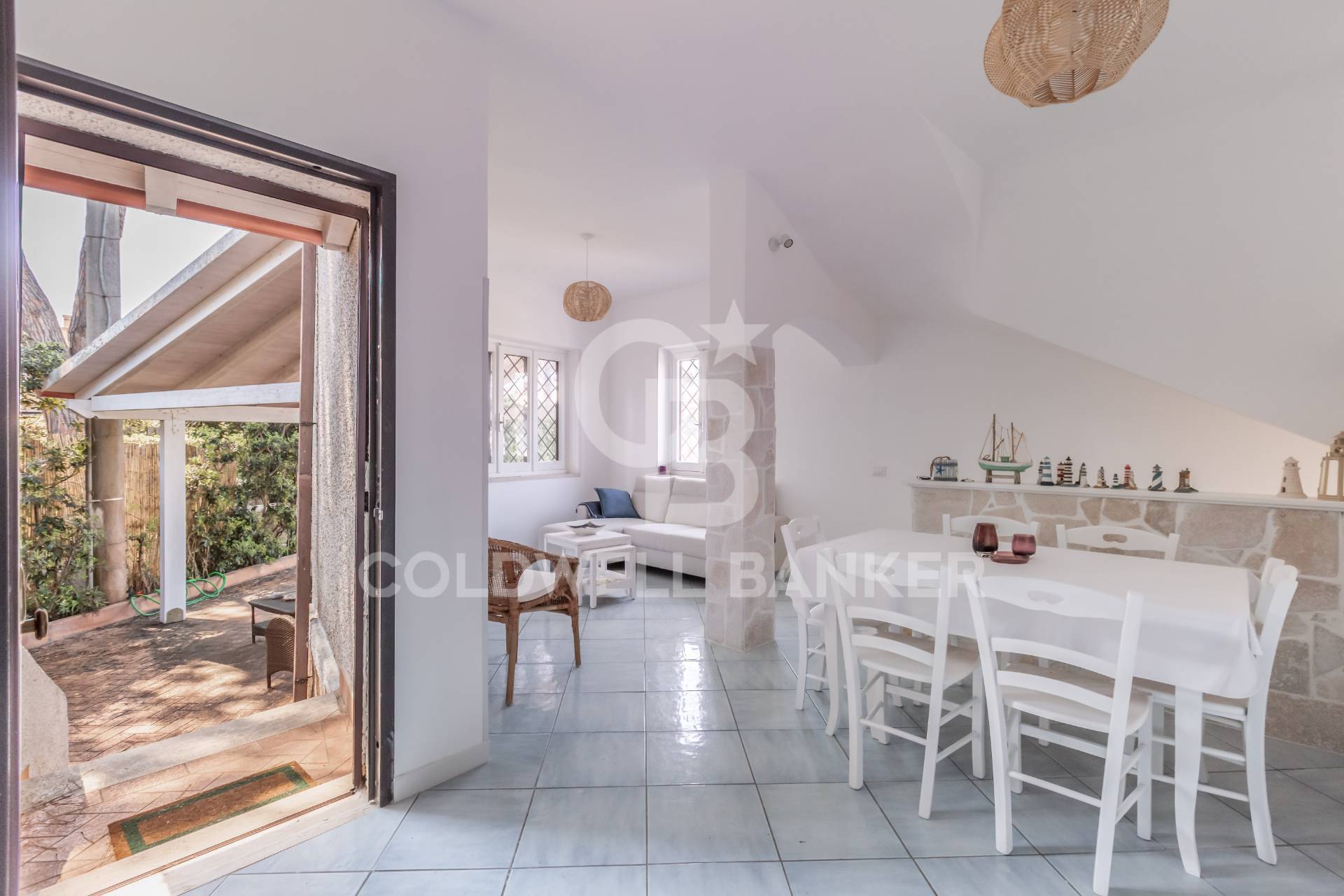 Villa bifamiliare in vendita a San Felice Circeo