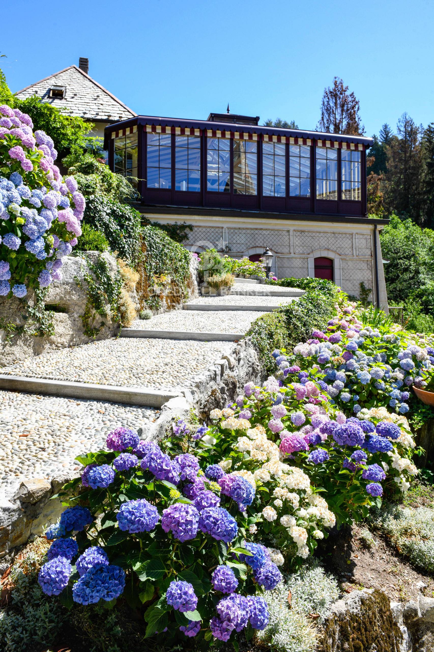 Villa in vendita a Brunate (CO)