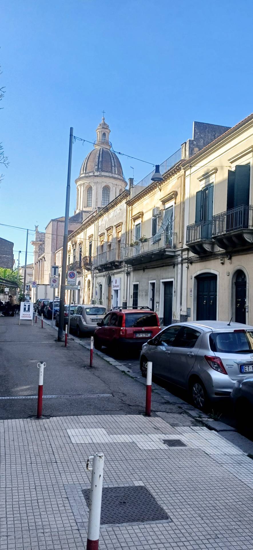 Negozio in vendita a Riposto