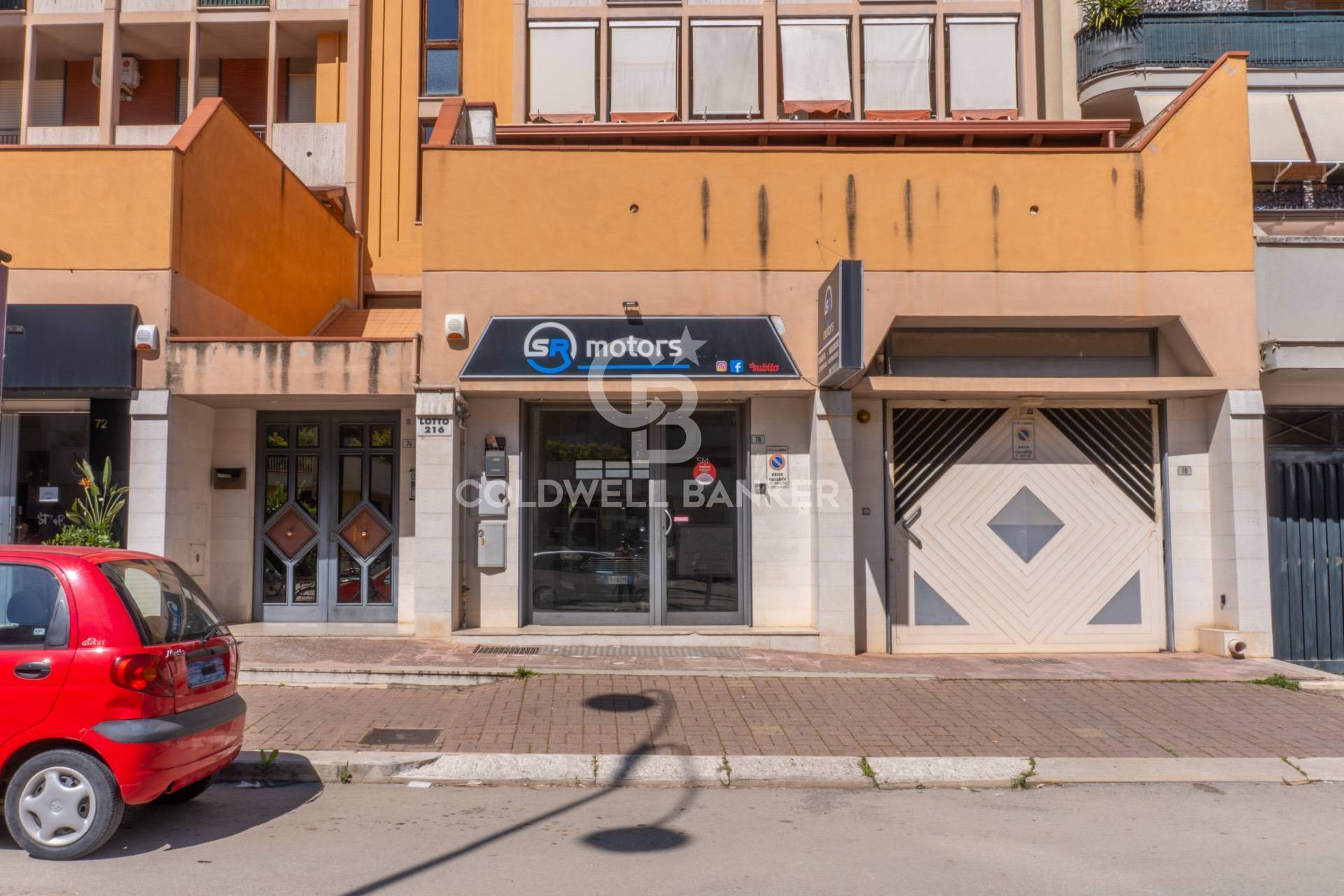 Locale commerciale in vendita a Andria