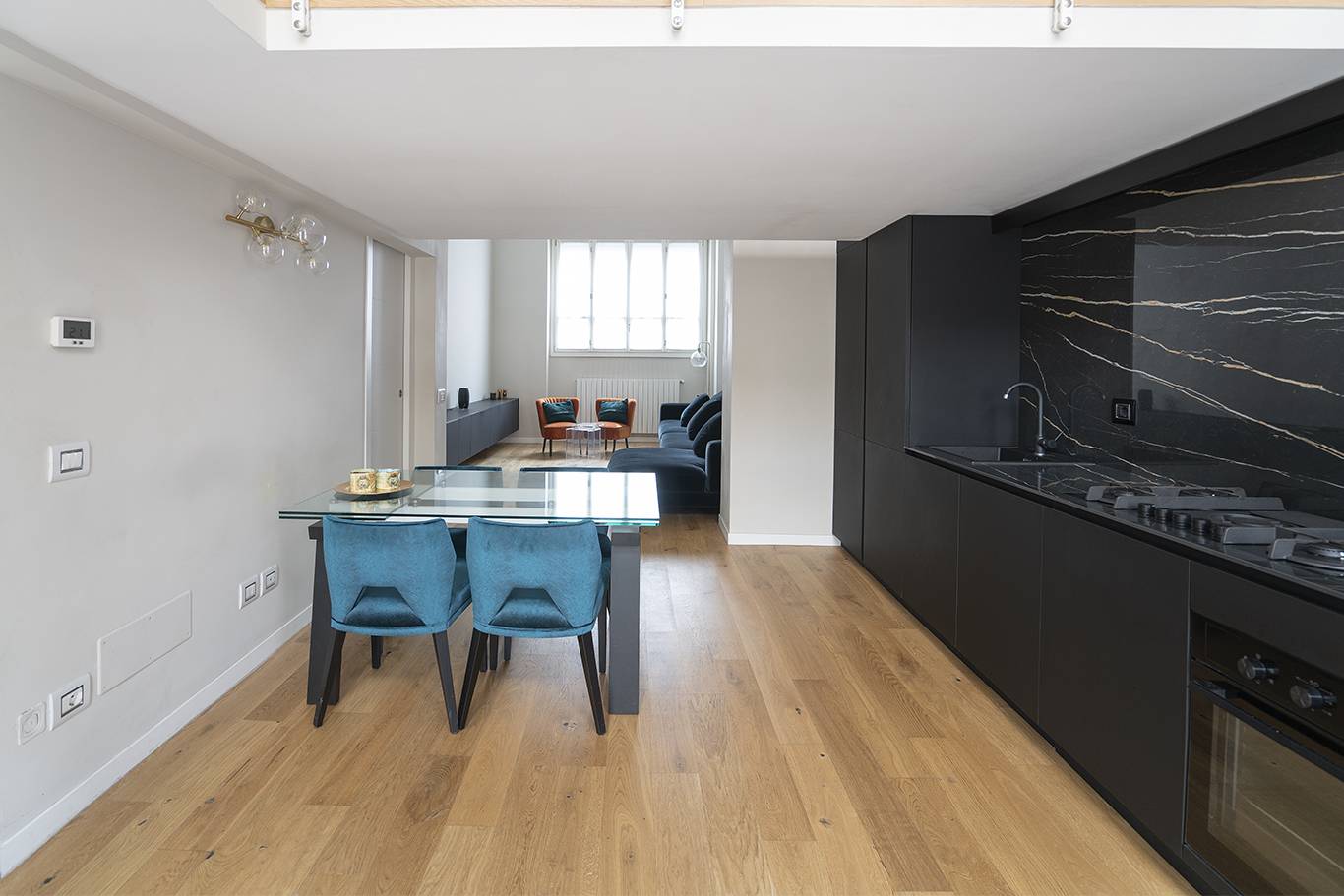 3 Rooms for sale in Milano