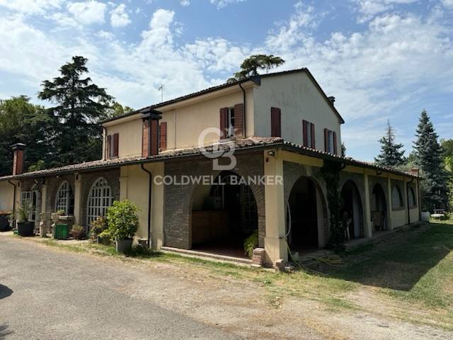 Villa in vendita a Santarcangelo di Romagna