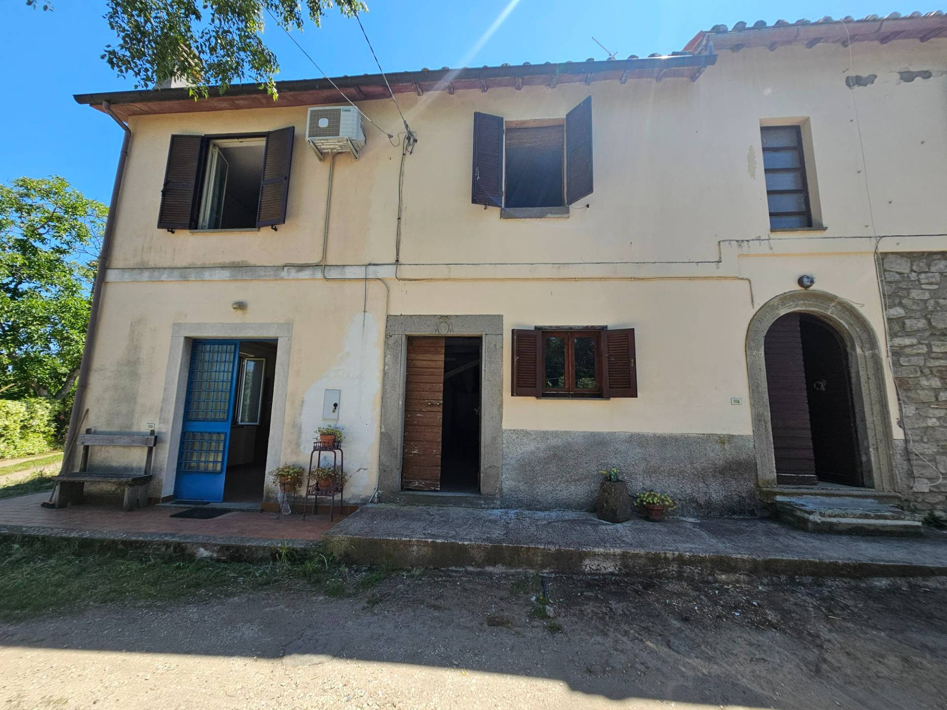 Porzione di Casa in vendita a Viterbo