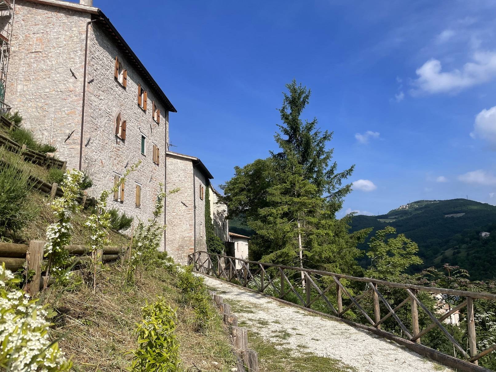 Semi-Detached House for sale in Sellano