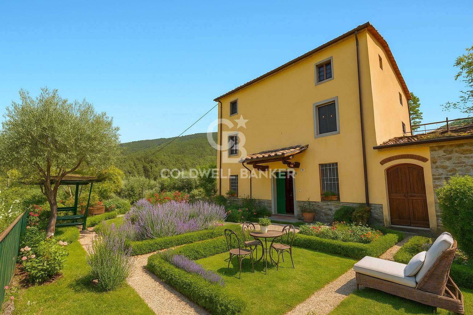 Villa for sale in Lucca