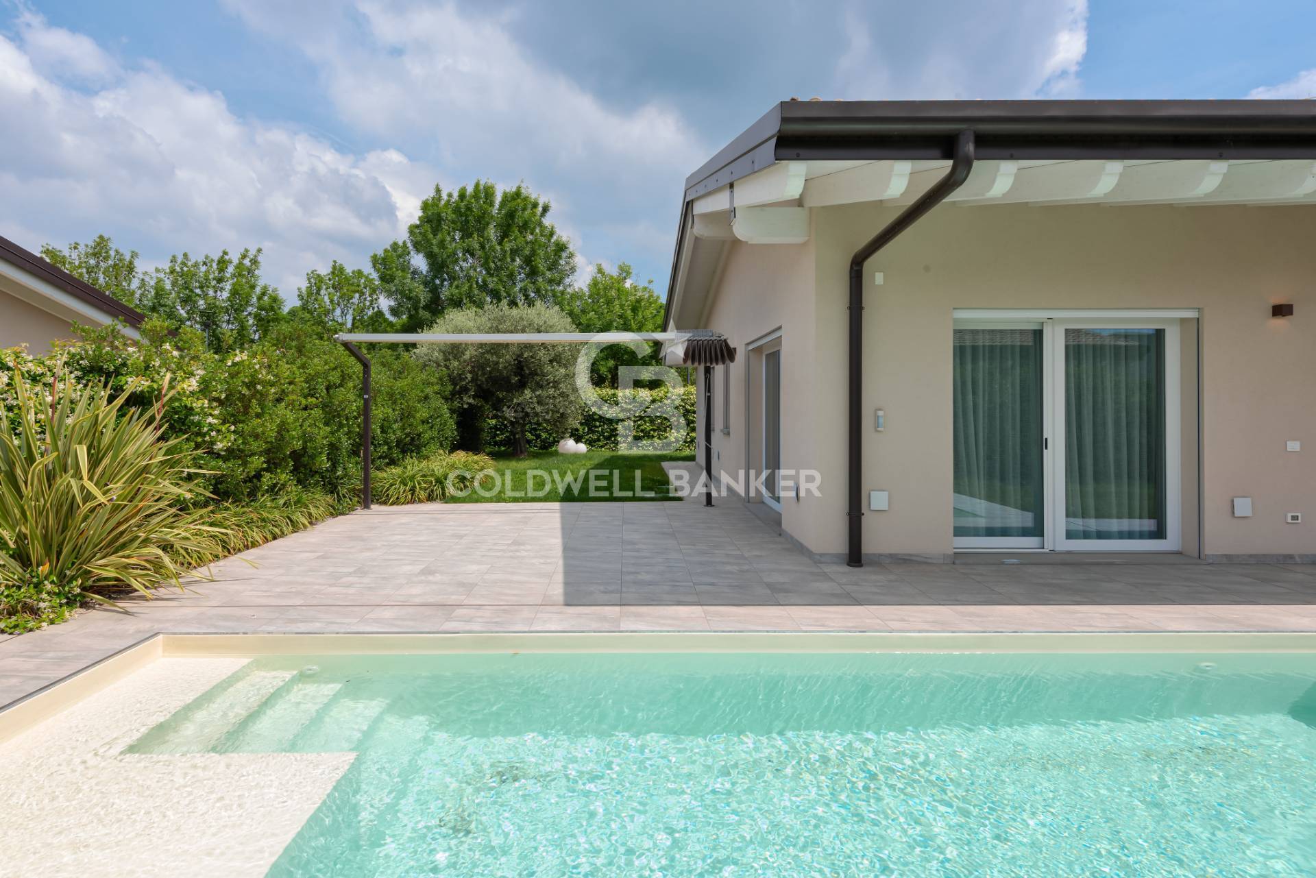 Villa for sale in Calvagese della Riviera