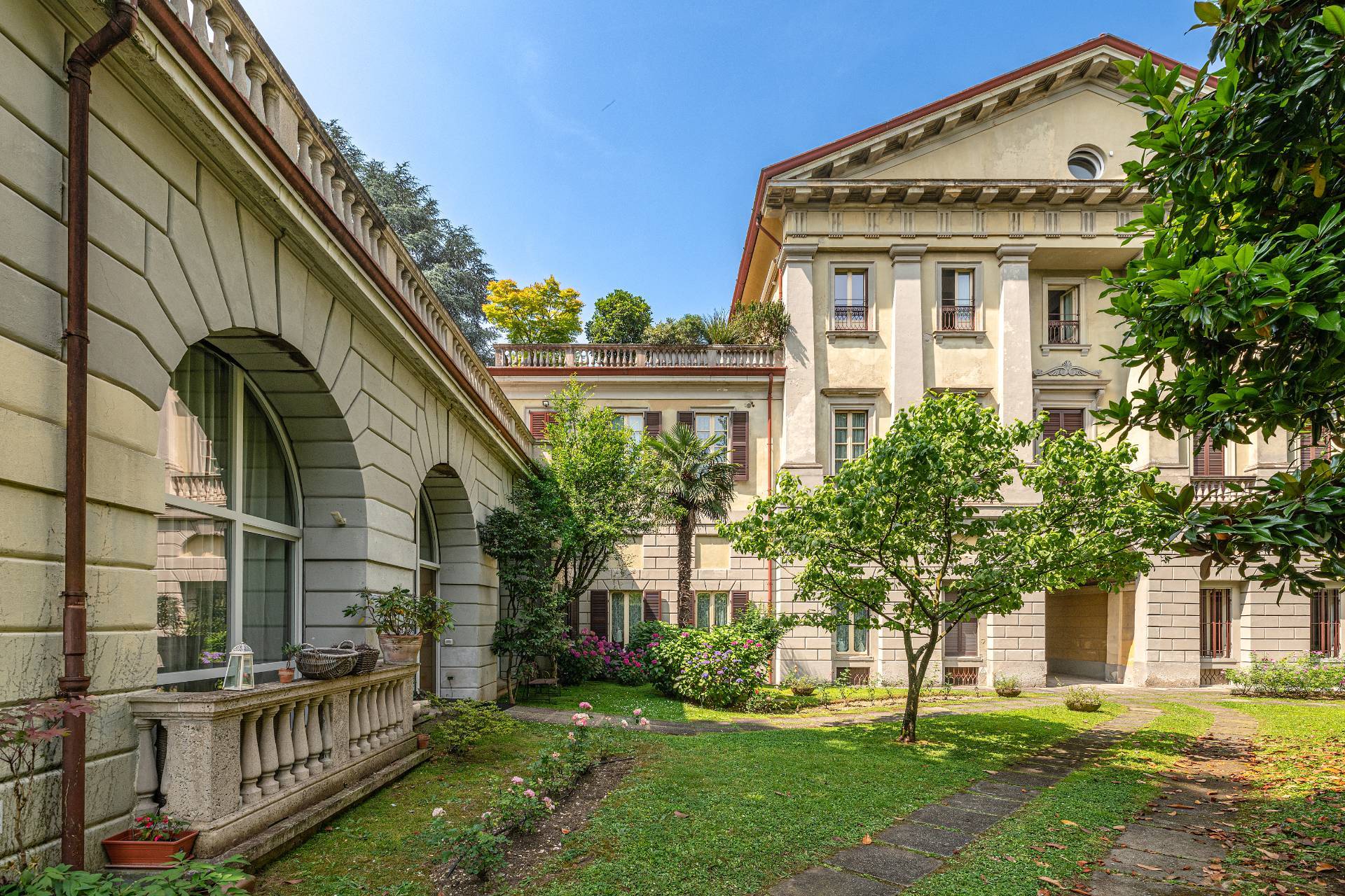 Appartamento in Vendita a Monza - Zona: Centro storico | Coldwell Banker  Italy