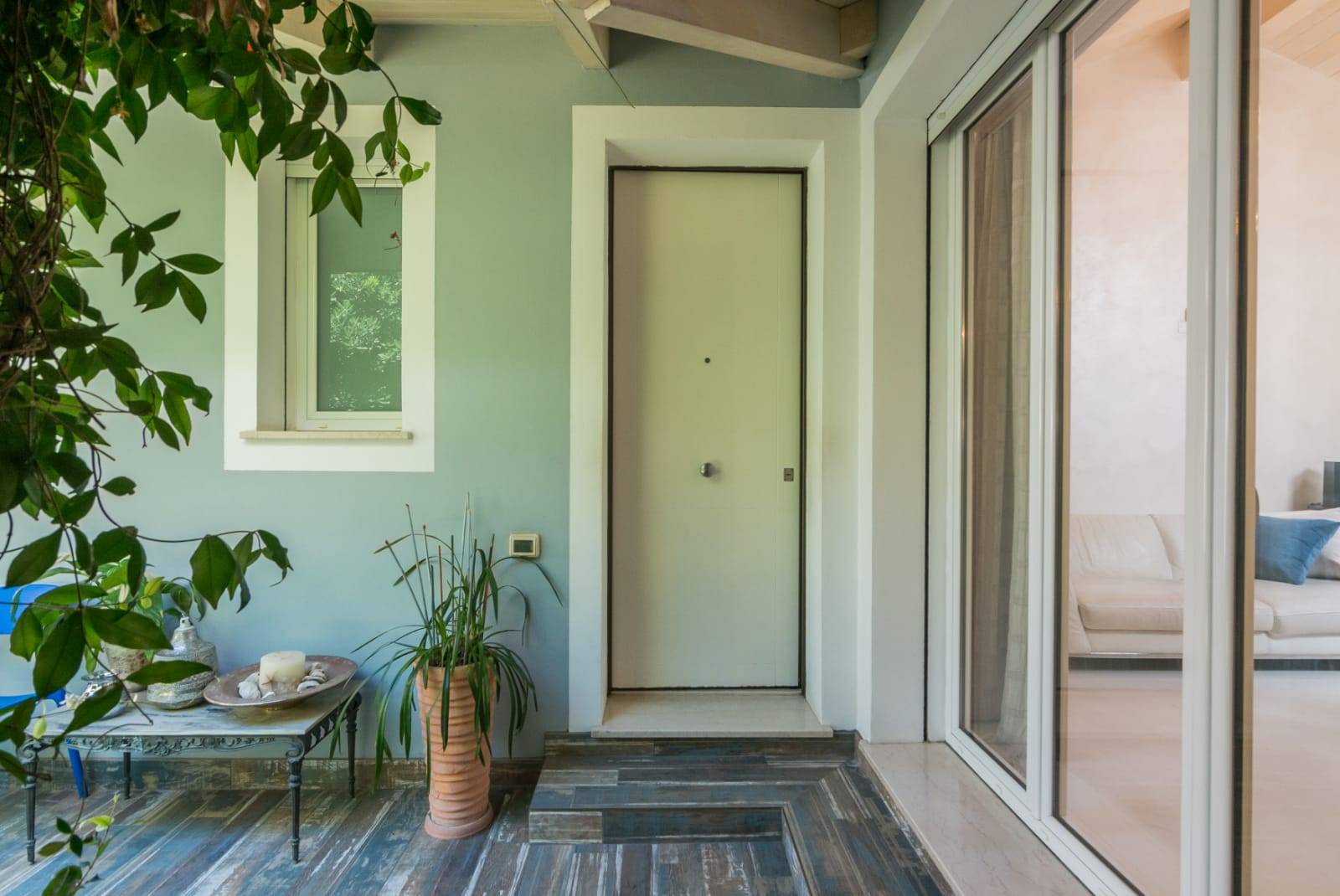 Coldwell Banker 24RE