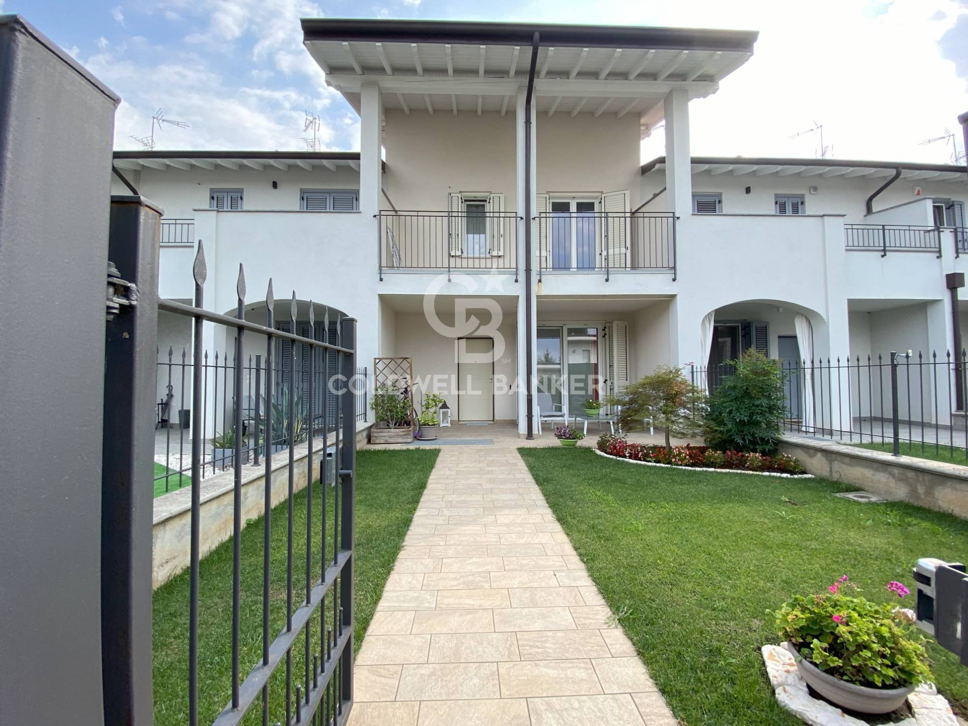 Coldwell Banker Realroi