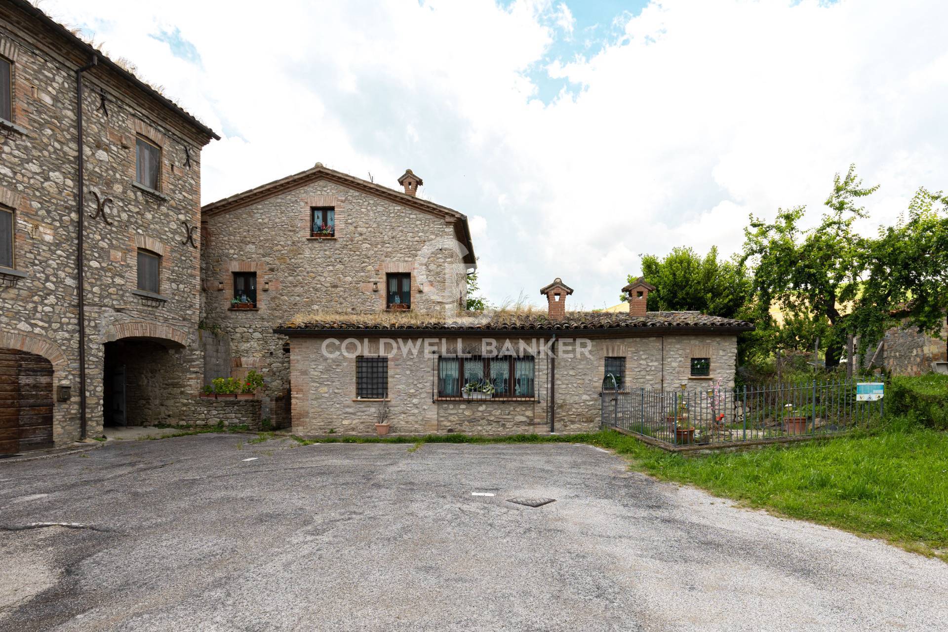 Foto - Rustico/casale/corte In Vendita A Belforte All'isauro
