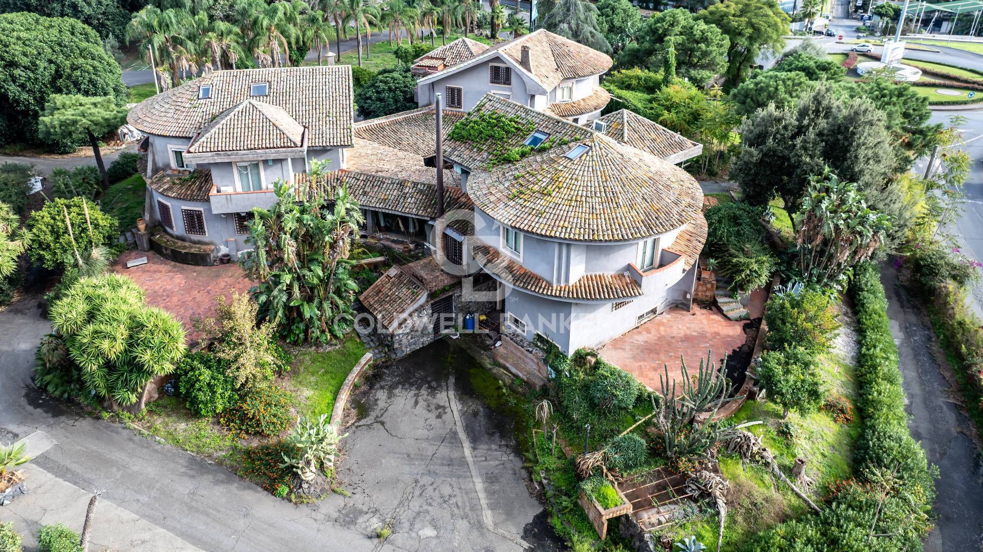 Villa in Vendita a Acireale, 1'500'000€, 7000 m²