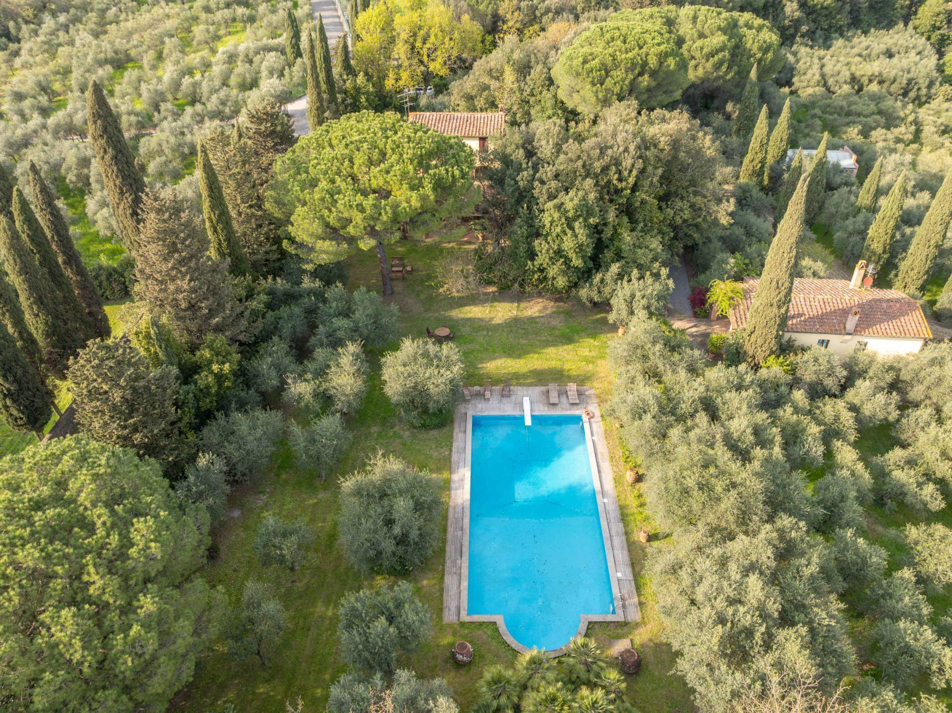 Coldwell Banker 24RE