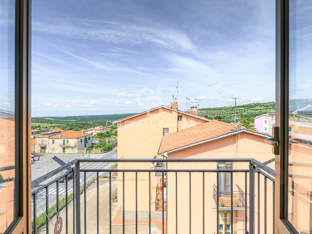 Quadrilocale in Vendita a Monte Romano, 65'000&euro;, 83 m²