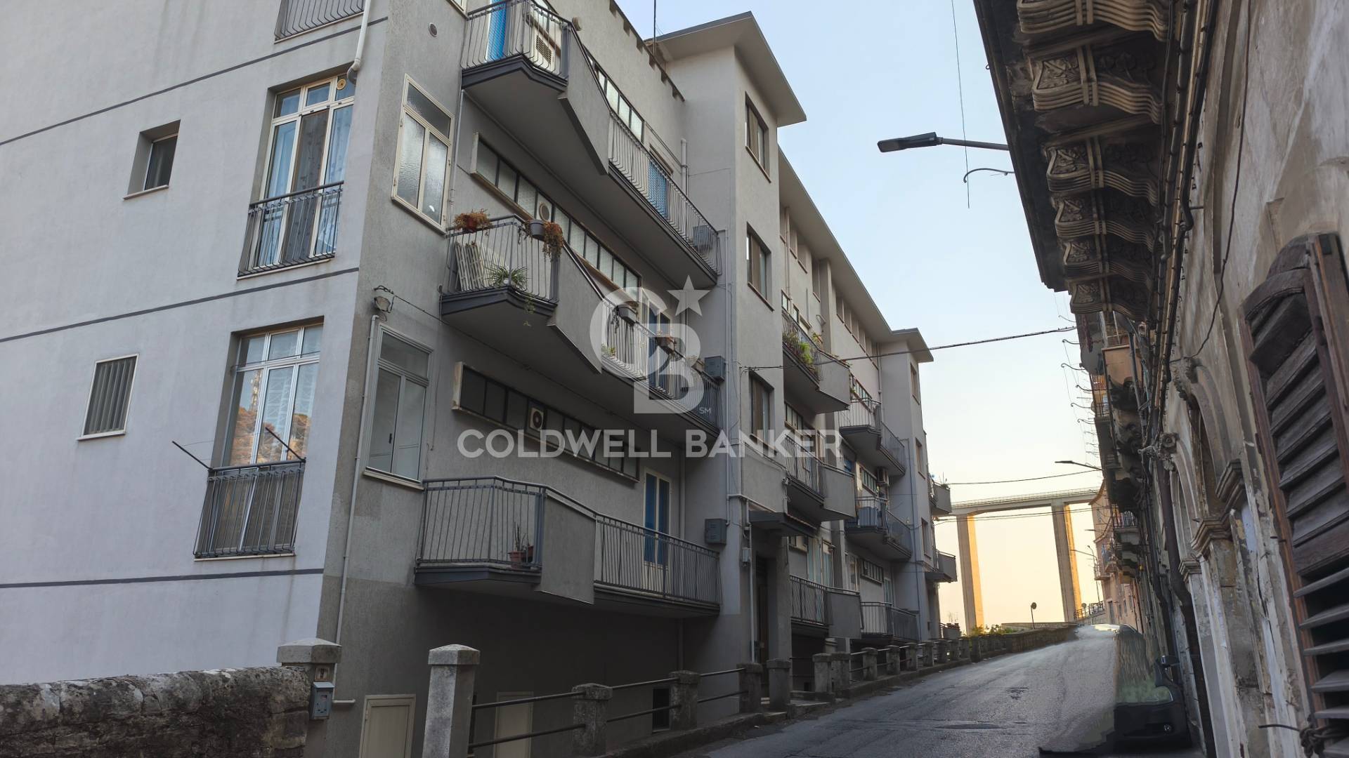 Coldwell Banker Maxi Real Estate