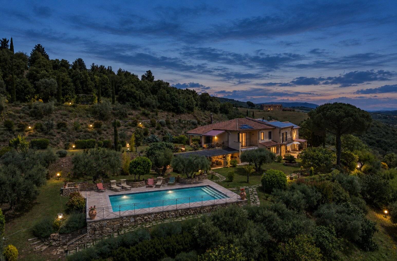 Villa in vendita a Passignano sul Trasimeno - foto 1