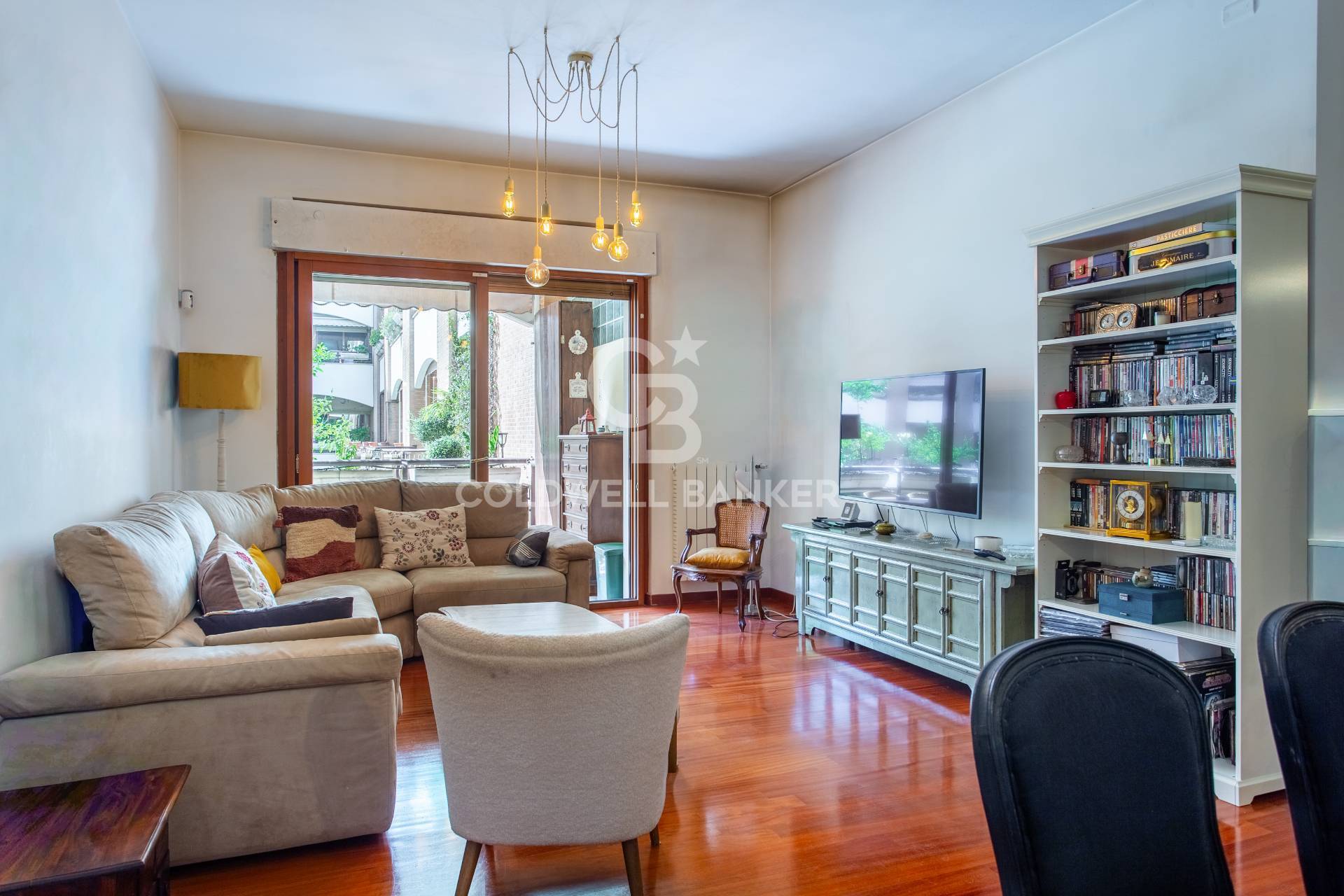 Coldwell Banker 24RE