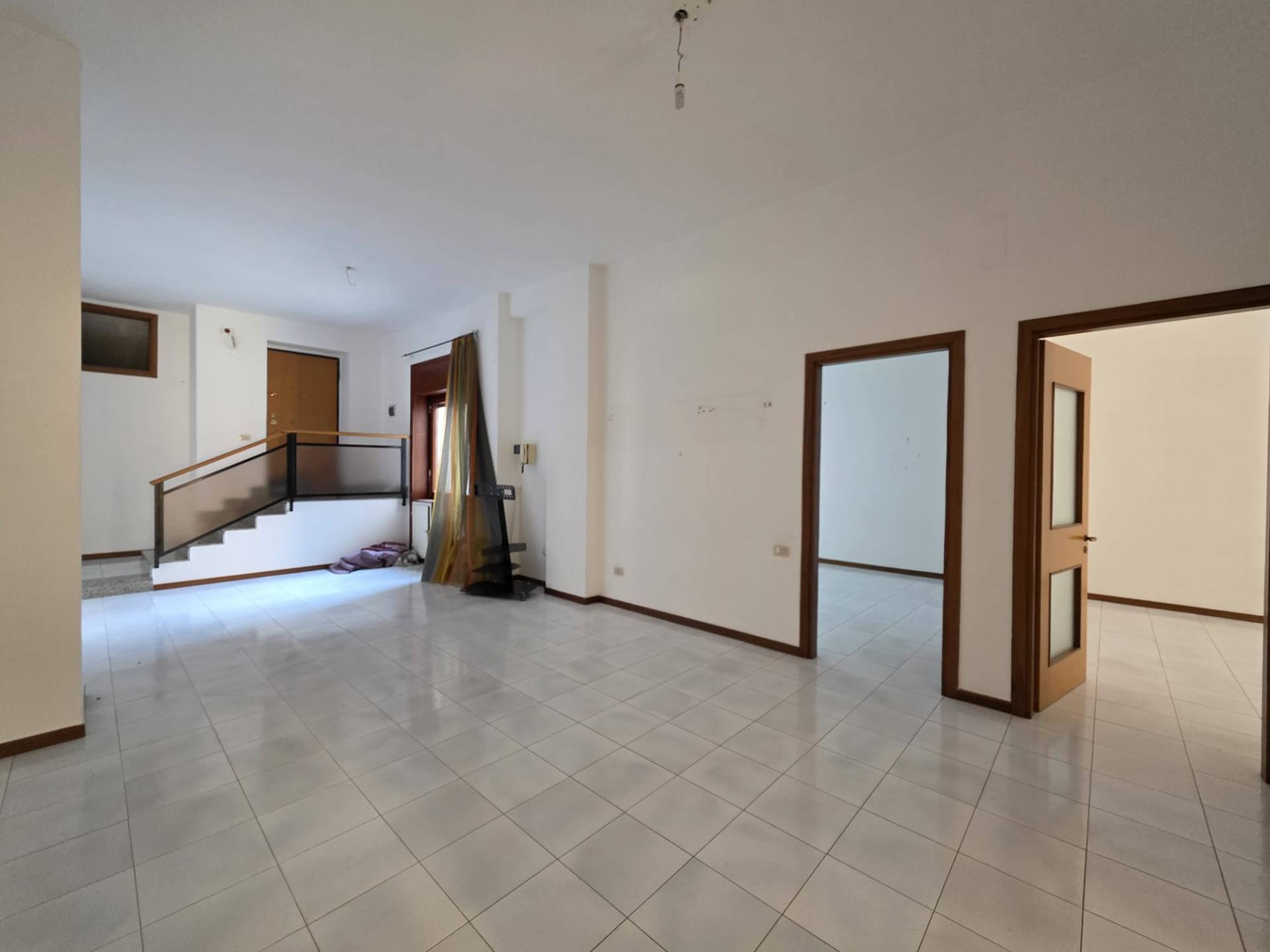 Appartamento in vendita a Salerno, Centro storico, teatro verdi, centro - foto 3