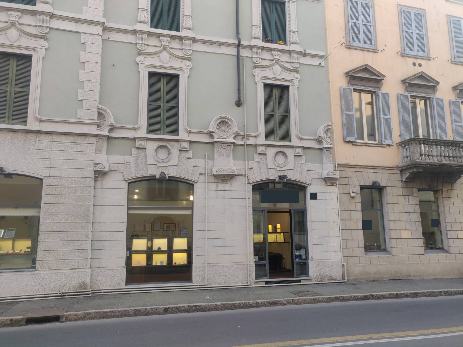 Locale commerciale in affitto a Bergamo - Zona: Centrale